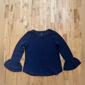 St. John’s bay size m navy ruffled sleeves blouse In excellent condition